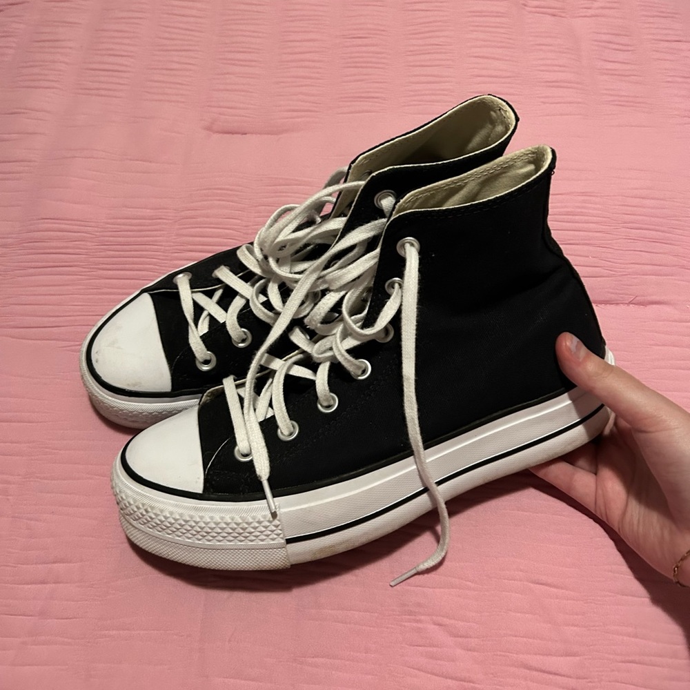 LIKE NEW Worn twice black platform converse